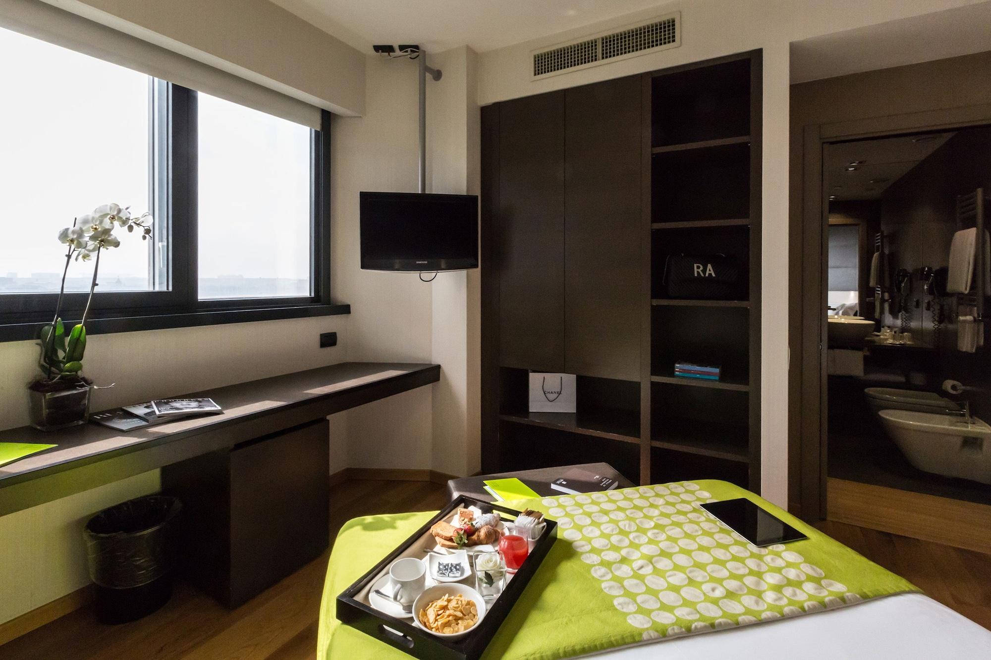 Best Western Plus The Hub Hotel Milan Luaran gambar
