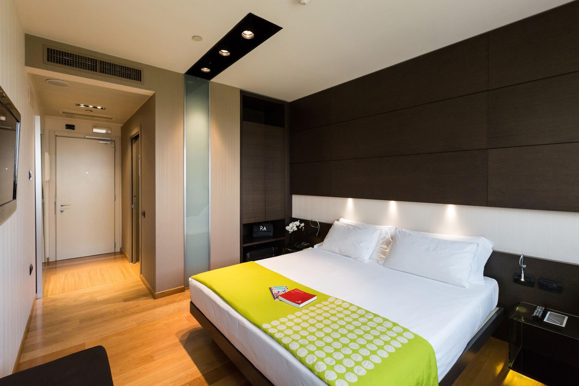 Best Western Plus The Hub Hotel Milan Luaran gambar