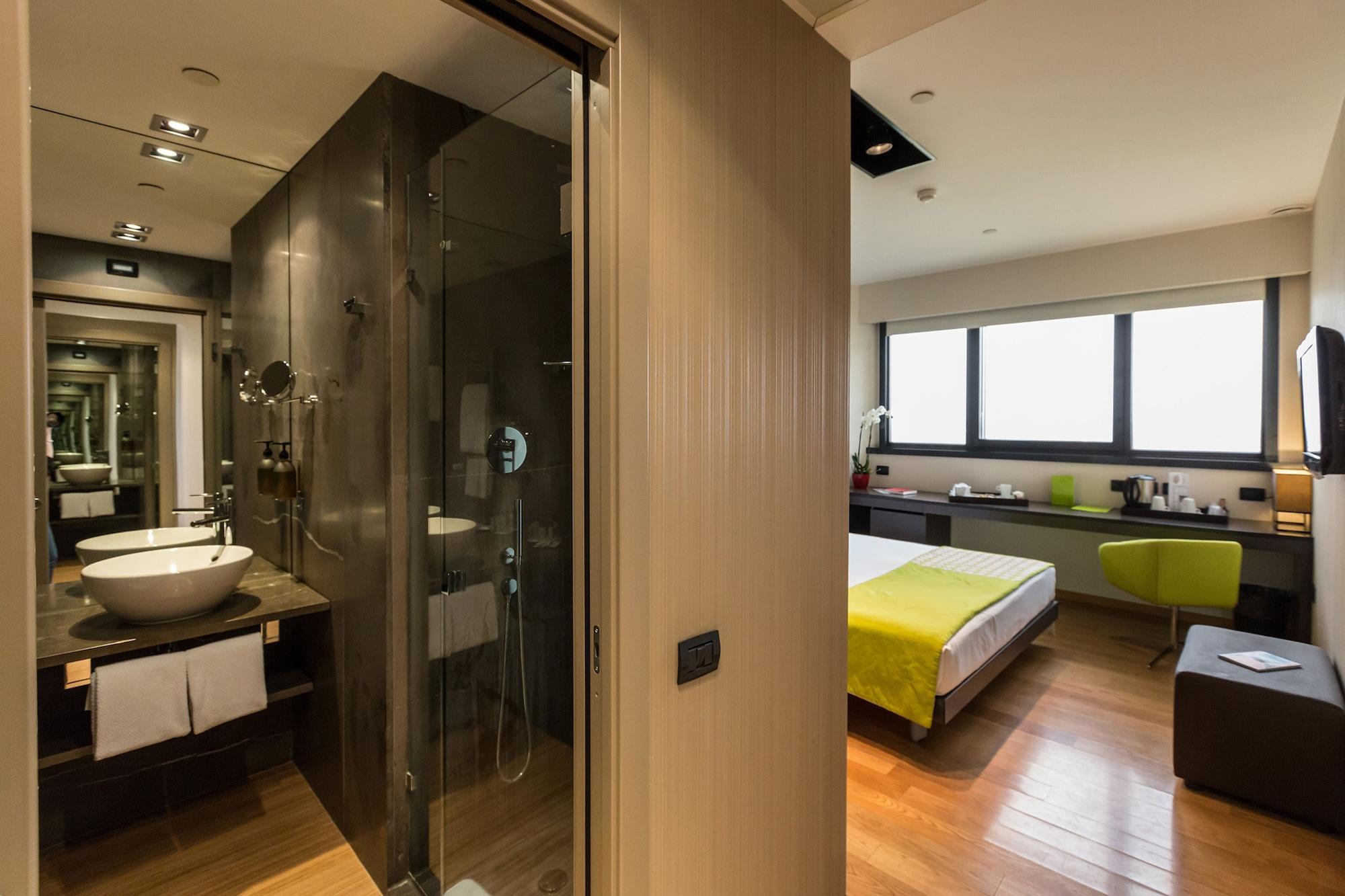 Best Western Plus The Hub Hotel Milan Luaran gambar