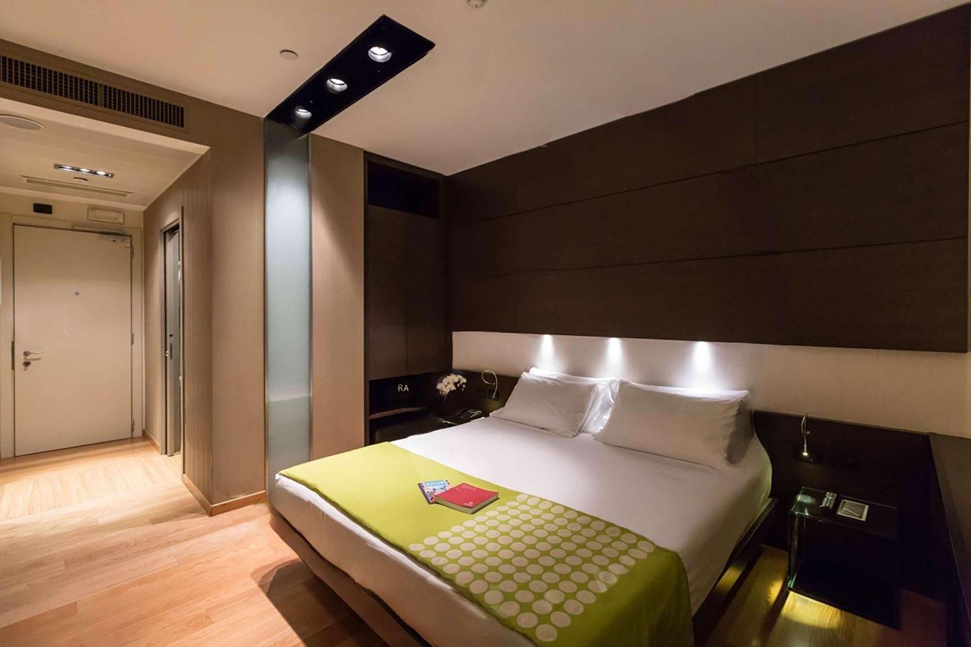 Best Western Plus The Hub Hotel Milan Luaran gambar