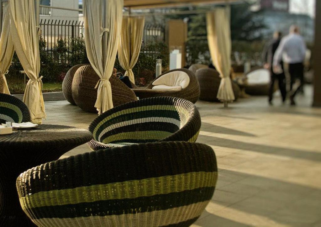 Best Western Plus The Hub Hotel Milan Luaran gambar