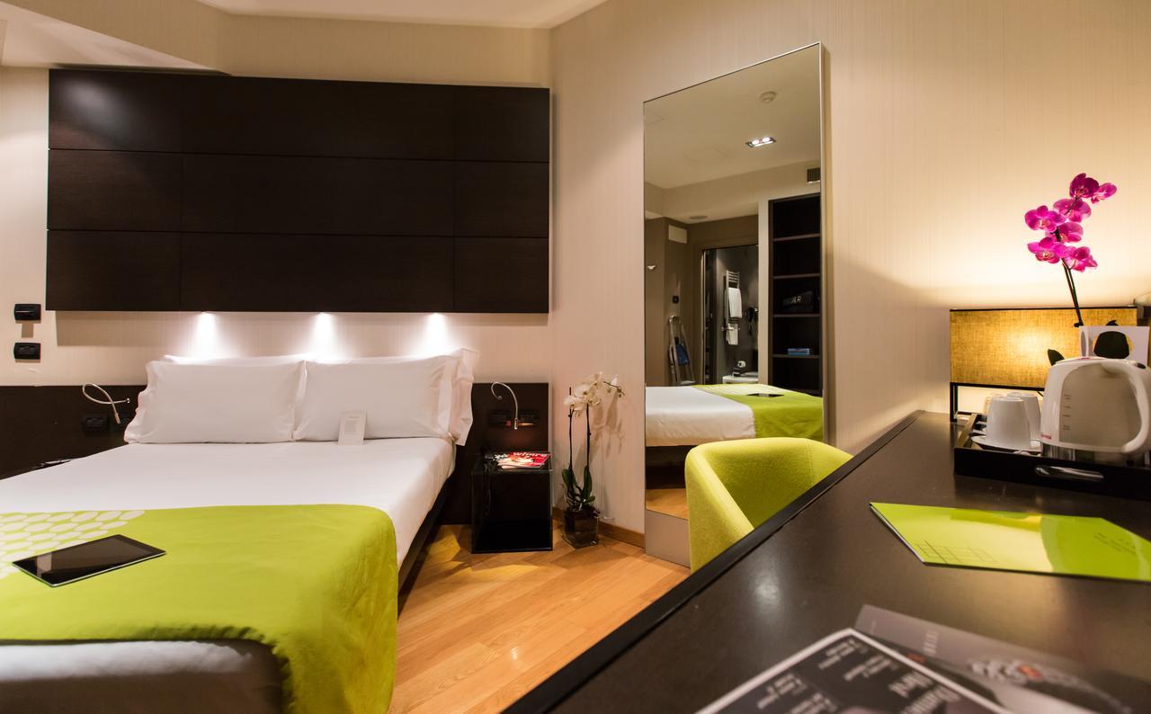 Best Western Plus The Hub Hotel Milan Luaran gambar